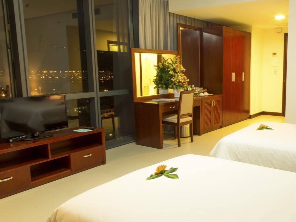 Da Nang Han River Hotel Екстериор снимка